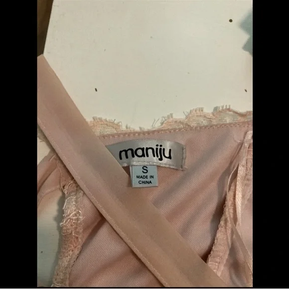 MANIJU - Blush Lace Dress - Picture 5 of 5